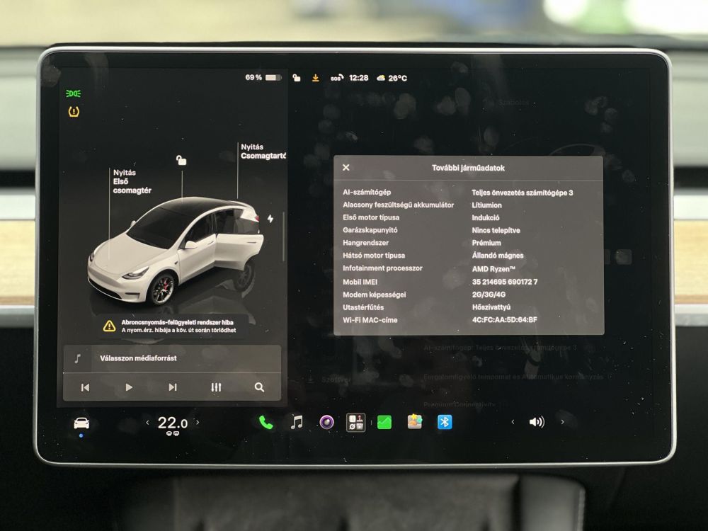 TESLA MODEL Y Performance AWD (Automata) 138e km. AMD Ryzen. mátrix LED. hőszivattyú. garanciális. 8db kerék. (19-21)