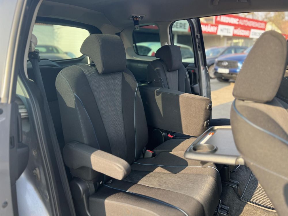 MAZDA 5 1.8 TX 7 személyes FACELIFT. Kétoldali tolóajtó. Új 4 évszakos gumik!