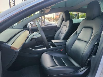TESLA MODEL 3 Standard Range Plus Aut garanciális. 2 töltőkábel!