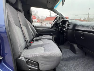 HYUNDAI H-1 2.5 CRDI (9 személyes )