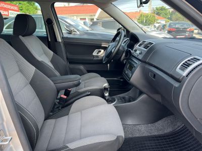 SKODA FABIA Combi 1.4 PD TDI Sport Tempomat Digitklíma Tolatóradar Téli-nyári gumi!