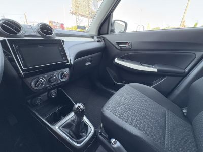 SUZUKI SWIFT 1.2 Dualjet Hybrid GL+ 32e km. M.o.-i. 1.tul. Magasan felszerelt!