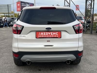 FORD KUGA 1.5 EcoBoost Titanium (Automata) 91e km. M.o.-i. 1.tul. Márkaszervizelt. Téli nyári gumik. Magasan felszerelt!