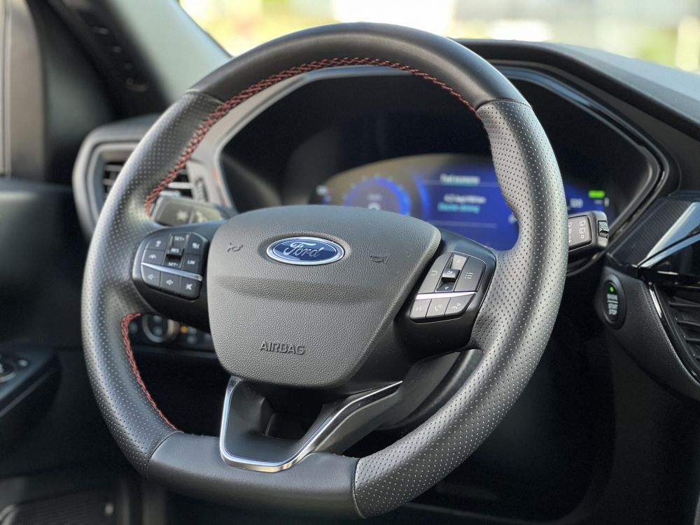 FORD KUGA 2.5 PHEV ST-Line X CVT 88e km. head-up. vonóhorog. ülés-kormányfűtés. CARPLAY!