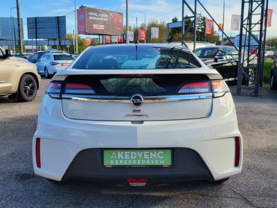 OPEL AMPERA E-Pioneer (Automata) 121e km. Zöld rendszám. Navi Tempomat Kamera Bose Ülésfűtés Bőr Keyless