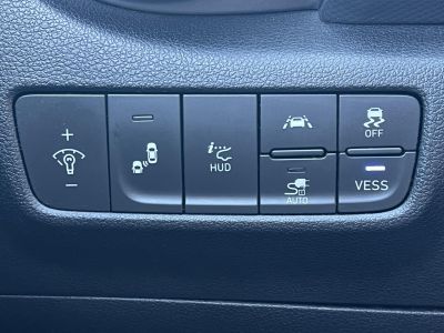 HYUNDAI KONA EV 64kWh Premium Magas felszereltség. megkímélt állapot! LED fényszóró Kamera Keyless Android!