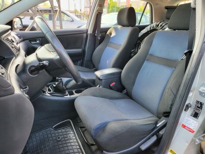 TOYOTA COROLLA 1.4 Luna Klíma 4x.elablak Téli-nyári kerék szett!