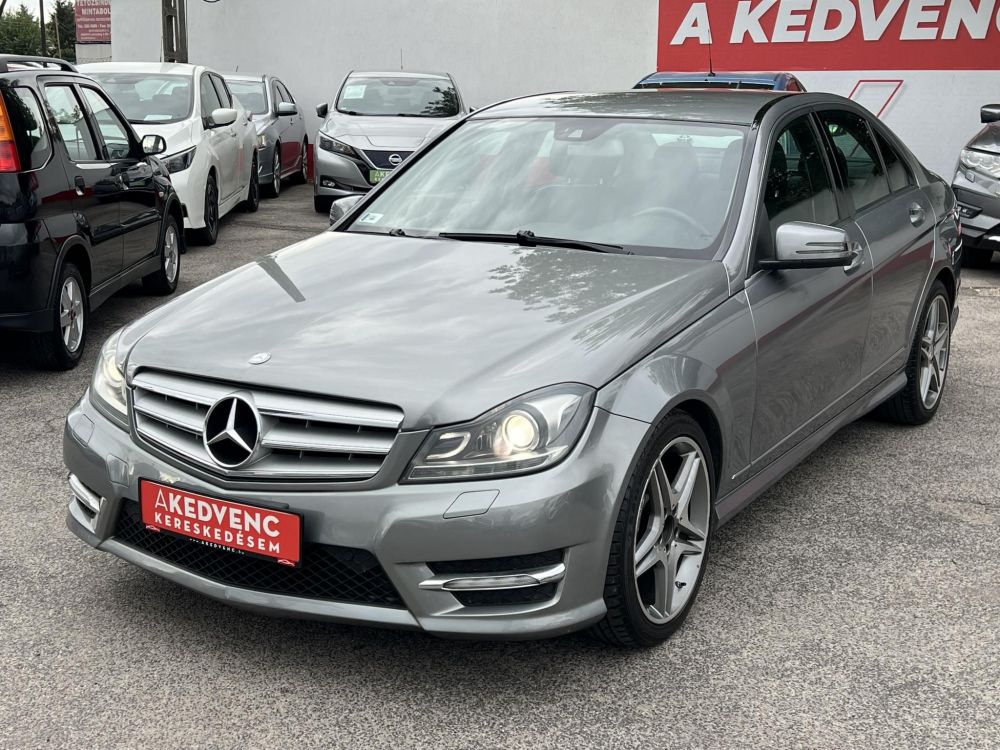 MERCEDES-BENZ C 220 CDI BlueEFFICIENCY Avantgarde (Automata) AMG csomag. Téli-nyári garnitúra. Álomszép beltér!