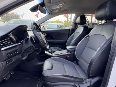 KIA NIRO e-Niro 64kWh Platinum JBL M.o.-i. 1.tul. Márkaszervizelt!