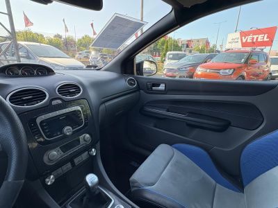 FORD FOCUS RS 2.5 T A LEGENDA