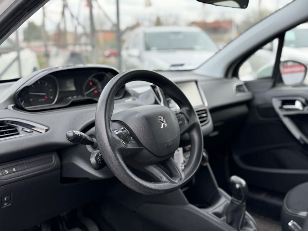 PEUGEOT 208 1.6 BlueHDi Active M.o.-i. 1.tul. klíma. 5L/100km. vezérlés cserélve!