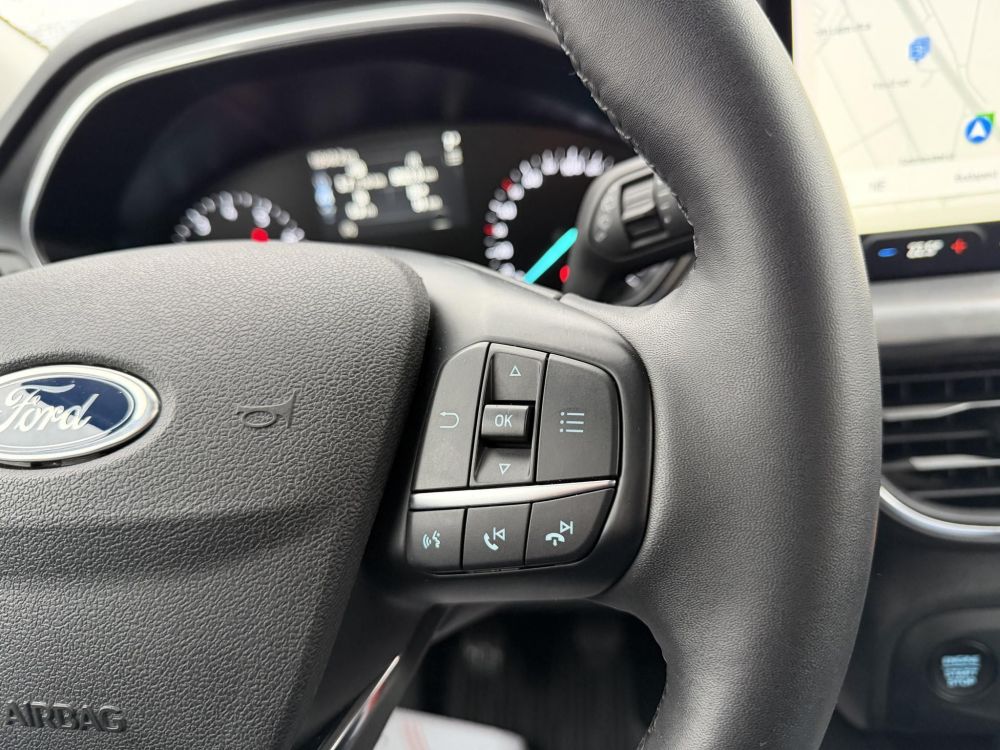 FORD FOCUS 1.0 EcoBoost Titanium Style 19e km. ÁFÁS ÁR! LED Carplay Ülésfűtés Kormányfűtés Táblafelismerő