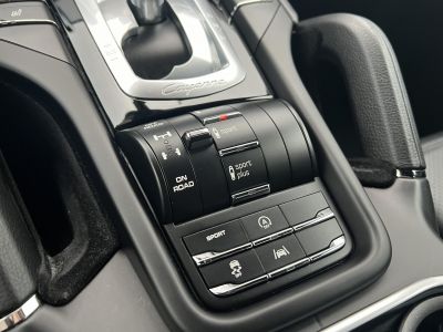 PORSCHE CAYENNE Dízel Tiptronic ic Xenon Navi Tempomat Sávtartó Memória Kamera Szervizelt!