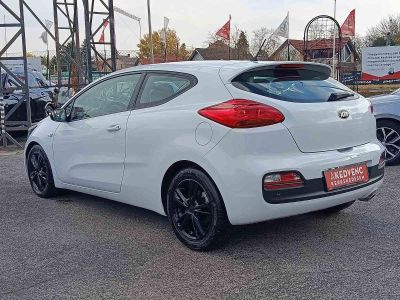 KIA CEE'D Pro1.6 CRDI EX Klíma Tempomat Bluetooth 182e km!