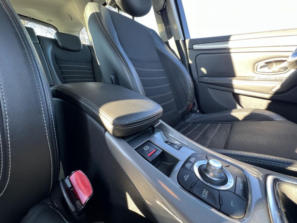 RENAULT LAGUNA 1.5 dCi Expression EDC Klíma Tempomat Bluetooth Végig szervízelt!