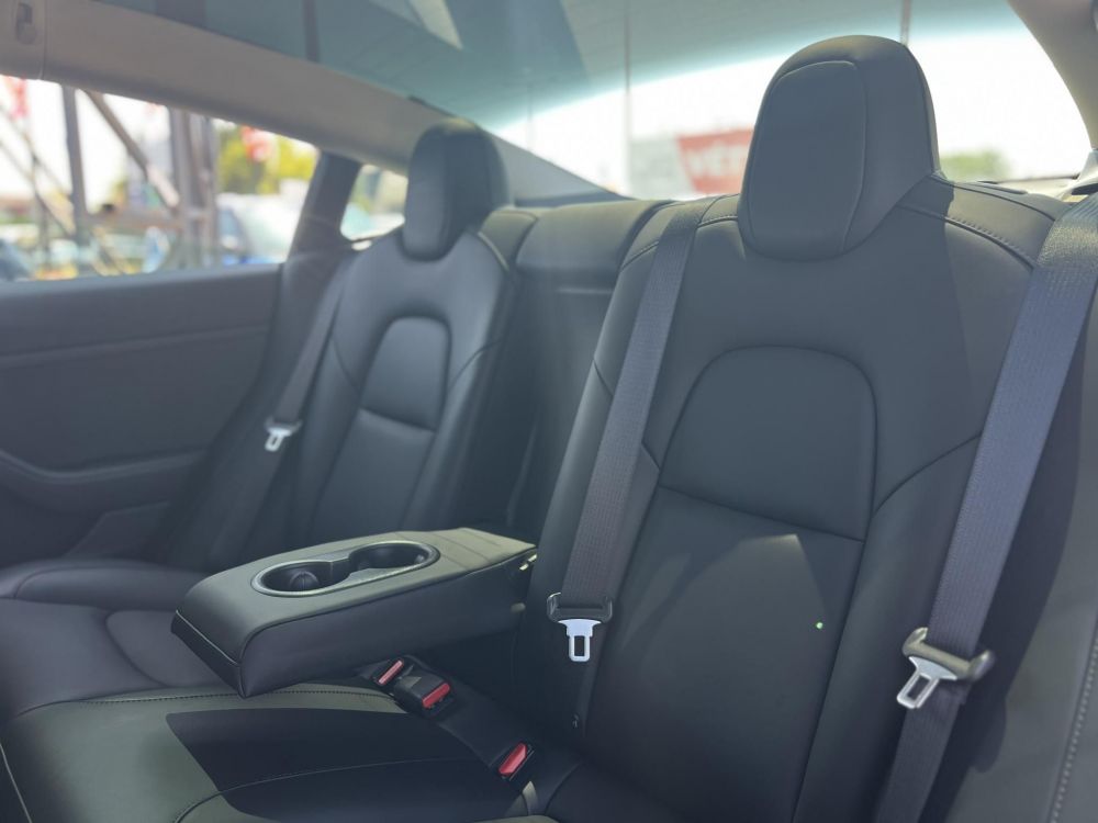 TESLA MODEL 3 Performance AWD (Automata) 106e km. mátrix LED. AMD Ryzen. hőszivattyú. garanciális!