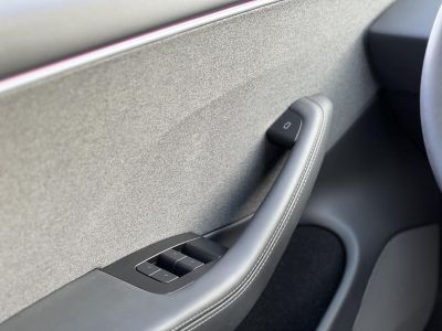 TESLA MODEL 3 RWD Premium (Automata)