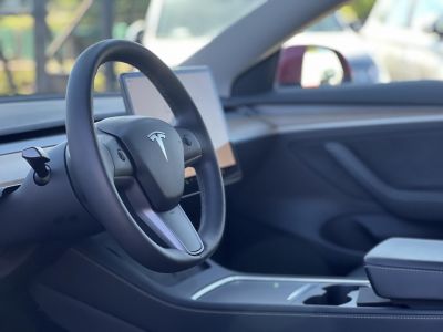 TESLA MODEL 3 Long Range AWD (Automata) 79e km. mátrix LED. hőszivattyú. AMD Ryzen. garanciális!