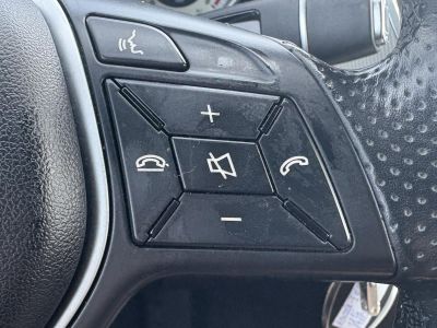 MERCEDES-BENZ E 220 BlueTEC (BlueEFFICIENCY) Avantgarde 9G-TRONIC Klíma Tempomat Bluetooth Parkradar El.ablak!