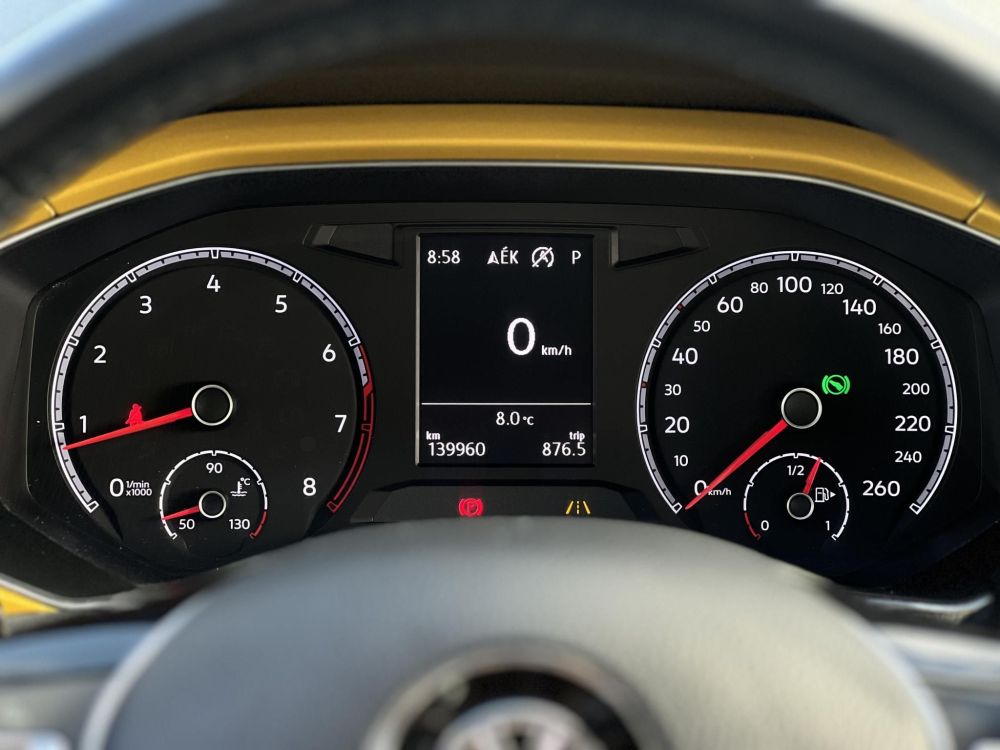 VOLKSWAGEN T-ROC 1.5 TSI ACT Style DSG 140e km. M.-o.i. távolságtartó. sávtartó. navigáció. ülésfűtés. CARPLAY!