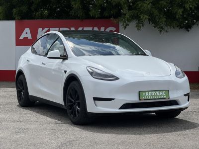 TESLA MODEL Y RWD (Automata) 147e km. AMD Ryzen. hőszivattyú. premium hifi. garanciális!