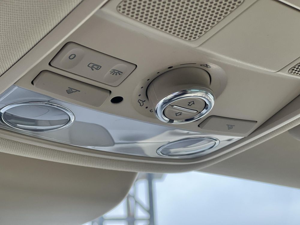 VOLKSWAGEN SHARAN 2.0 TDI BMT SCR Highline 4Motion DSG Egyedülálló szépség! Vaj bőr. tető. 4x4. 158e km+sok extra