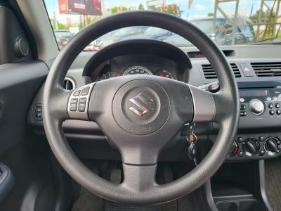 SUZUKI SWIFT 1.3 GC AC M.o.-i. 1.tul. 39e km!