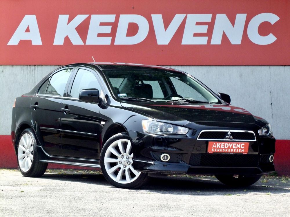 MITSUBISHI LANCER
