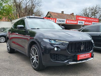 MASERATI LEVANTE 3.0 D V6 (Automata) LED Panorámatető Harman/Kardon Üléshűtés 360kamera 2.7T vonóhorog
