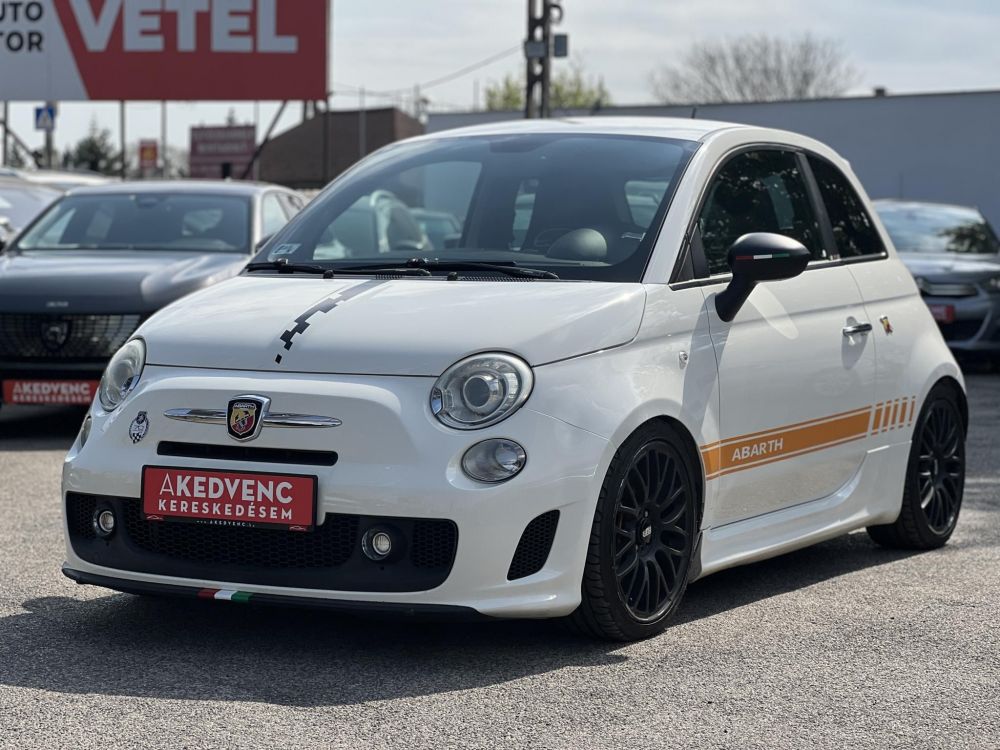 ABARTH 500 1.4 76e km. akrapovic. digitklíma. rendszeresen karbantartott!