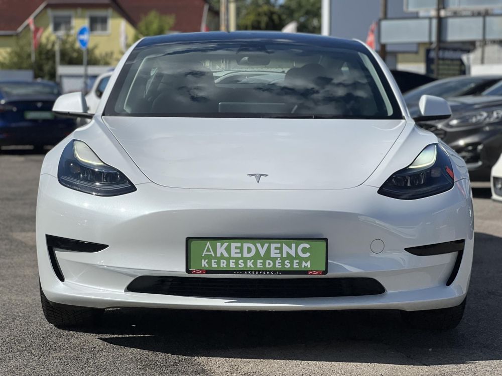 TESLA MODEL 3 RWD (Automata) 37e km. AMD Ryzen. hőszivattyú. LFP akku. garanciális!