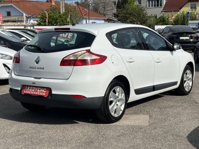 RENAULT MEGANE 1.6 Dynamique Magyarországi. teljes szerviztörténet!
