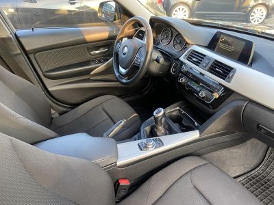 BMW 320d EfficientDynamics Advantage Tempomat Tolatóradar Automata csomagtérajtó