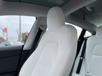 TESLA MODEL 3 Long Range AWD (Automata) 77e km. FEHÉR BELSŐ. mátrix LED. hőszivattyú. garanciális!