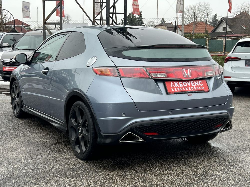 HONDA CIVIC 2.2 CTDi Type-S Type-S. Klíma Tempomat Bluetooth