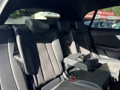 AUDI Q8 50 TDI quattro Tiptronic ic 77e km. M.o.-i. márkaszervizelt előélet. téli-nyári kerék szett!