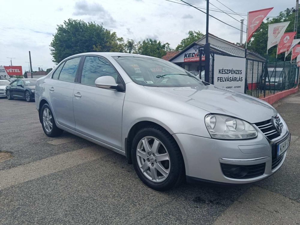 VOLKSWAGEN JETTA
