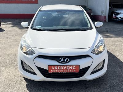 HYUNDAI I30 CW 1.4 CRDi Comfort M.o.-i. Klíma Multikormány