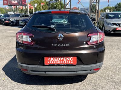 RENAULT MEGANE Grandtour 1.5 dCi Intens Klíma Tempomat Bluetooth Tolatóradar