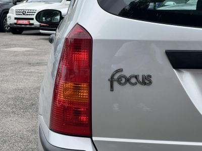 FORD FOCUS 1.4 Comfort Magyarország 116e km Friss vizsga Klíma!
