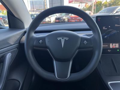 TESLA MODEL 3 Standard Range Plus Aut 96e km. mátrix LED. hőszivattyú. prémium hifi. garanciális!