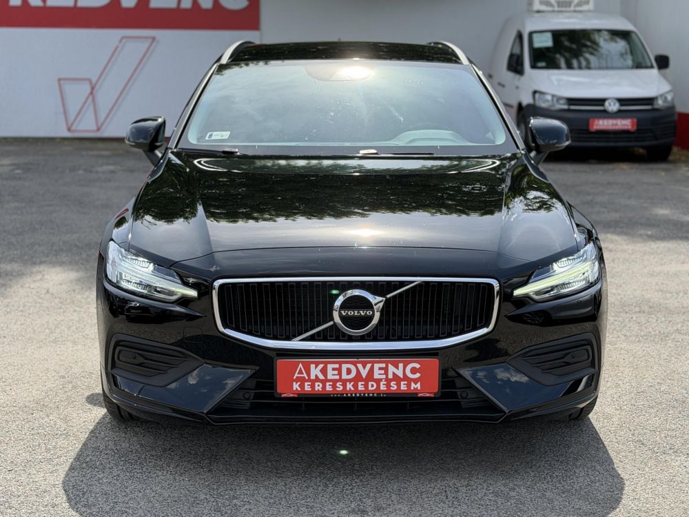 VOLVO V60 2.0 [B3] MHEV Momentum Pro Geartronic Magyarországi. végig márkaszervizelt. kerámia. friss nagyszerviz!