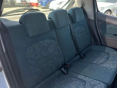 PEUGEOT 206 1.4 Presence Friss műszaki vizsga Jéghídeg klíma! Okos döntés!