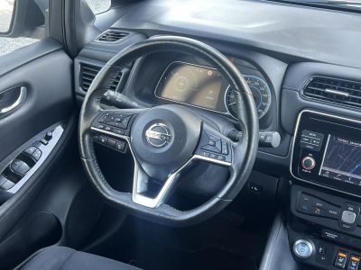 NISSAN LEAF N-Connecta 40kWh (Automata) 59e km. 360 kamera. első-hátsó ülésfűtés. kormányfűtés. CARPLAY!