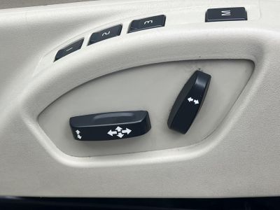 VOLVO XC60 2.4 D [D3] Kinetic Geartronic Klíma Tempomat világos bőr belső!LEGJOBB ÁRON!