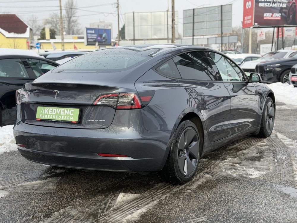 TESLA MODEL 3 Long Range AWD (Automata) 65e km. mátrix LED. hőszivattyú. prémium hifi. garanciális. kifogástalan állapot