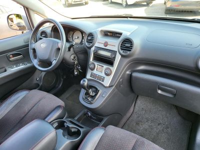 KIA CARENS 2.0 LX 7 személyes Napfénytető Digitklíma Félbőr Tolatóradar Szervizelt!