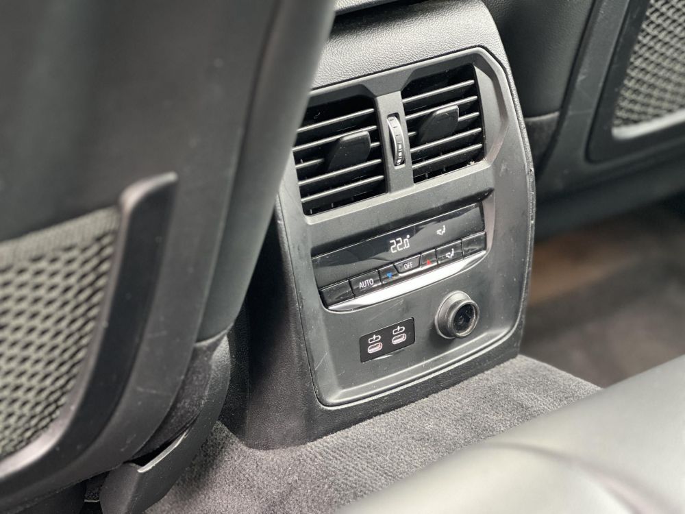 BMW 320d Advantage (Automata) Teljes nagyszerviz után!