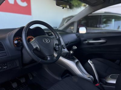 TOYOTA AURIS 1.4 Luna