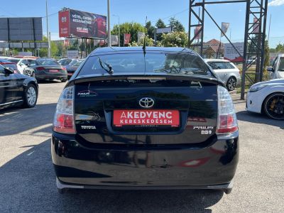 TOYOTA PRIUS 1.5 HSD (Automata) Rendszeresen karbantartott!